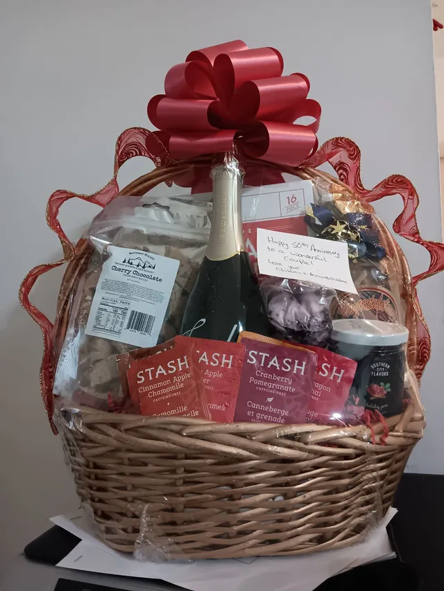 Valentine's Day Gift Basket