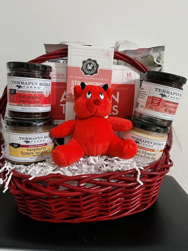 Valentine's Day Gift Basket